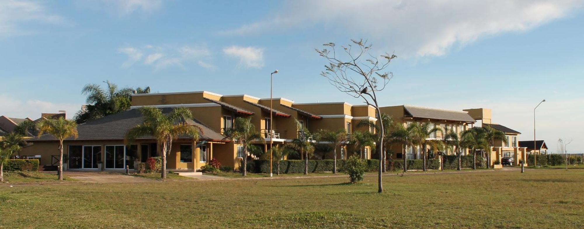 Brisas Del Lago Apart Y Hotel Federación エクステリア 写真