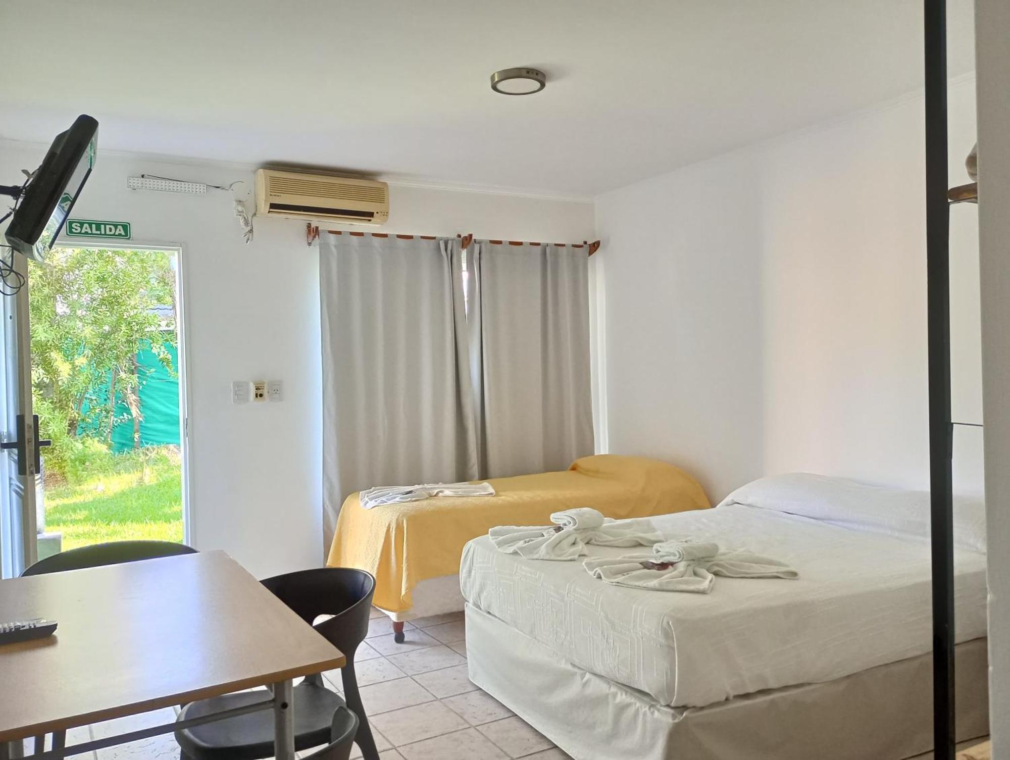 Brisas Del Lago Apart Y Hotel Federación エクステリア 写真